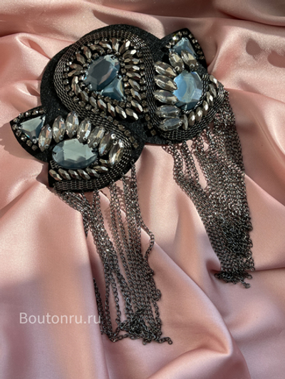 Эполет (наплечник декоративный) черный со стразами 12х7,5 см