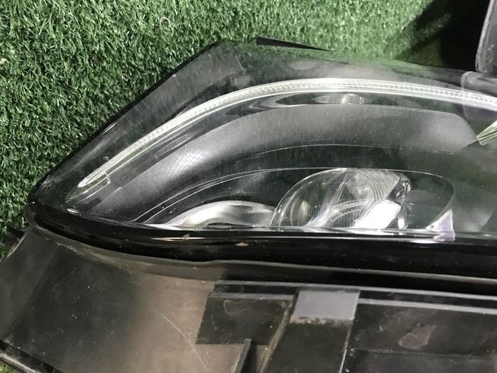 Фара левая Mercedes GLC X253 (2015-2019) LED