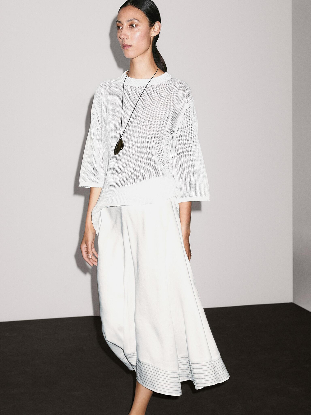 Massimo Dutti Расклешенная юбка из смесового льна с декоративными швами, белый