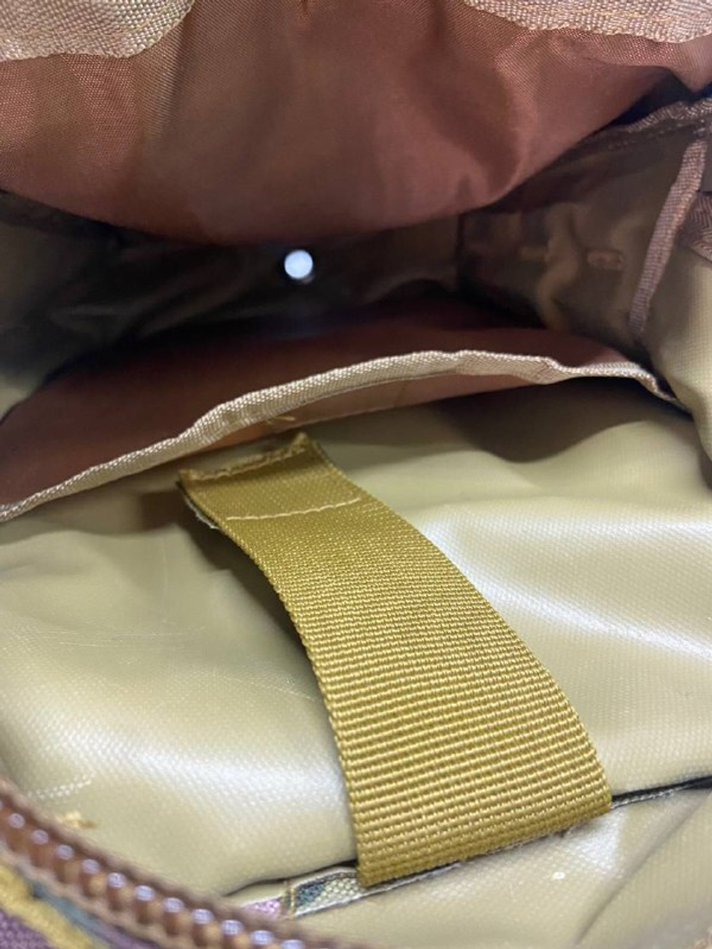 Тактическая универсальная сумка 8-9л / мультикам