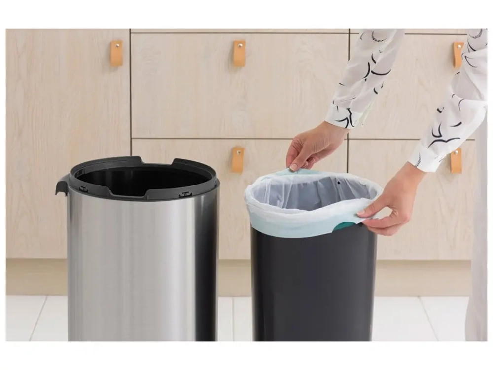 Brabantia Корзина для мусора Touch 30 л бежевая