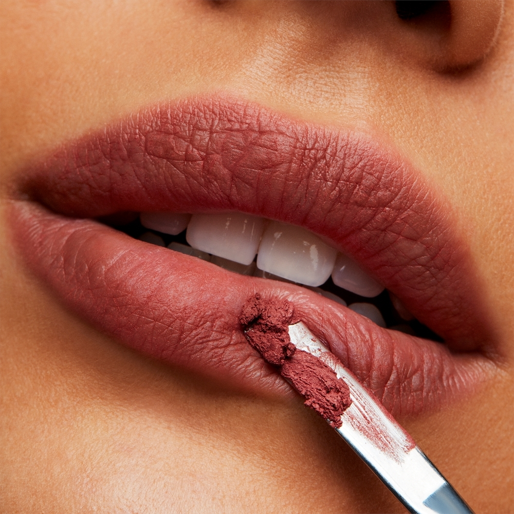 MAC Cosmetics Powder Kiss Lipstick - матовая помада, 3 g