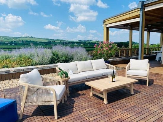 Столик деревянный кофейный Ravona