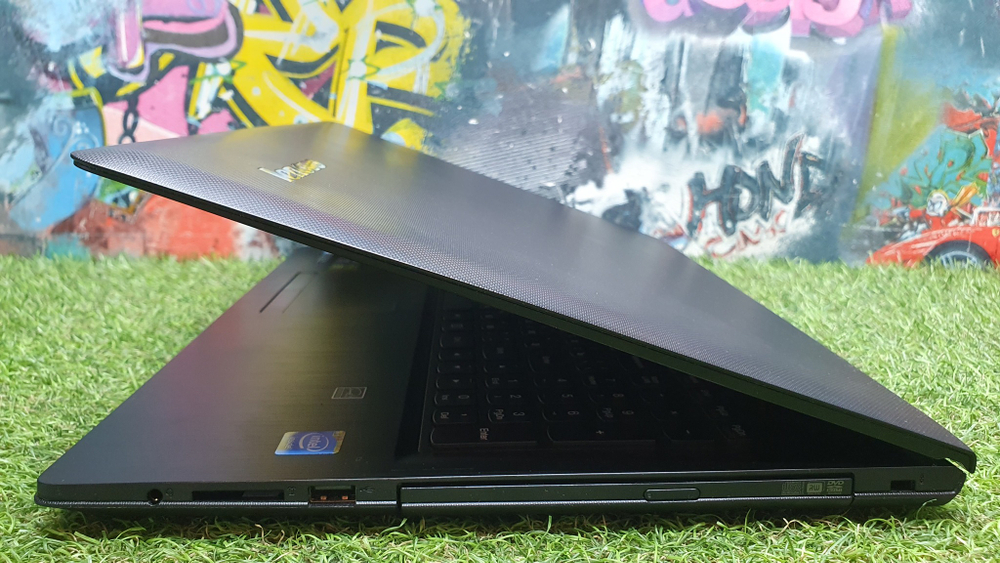 Ноутбук Lenovo Celeron/2Gb