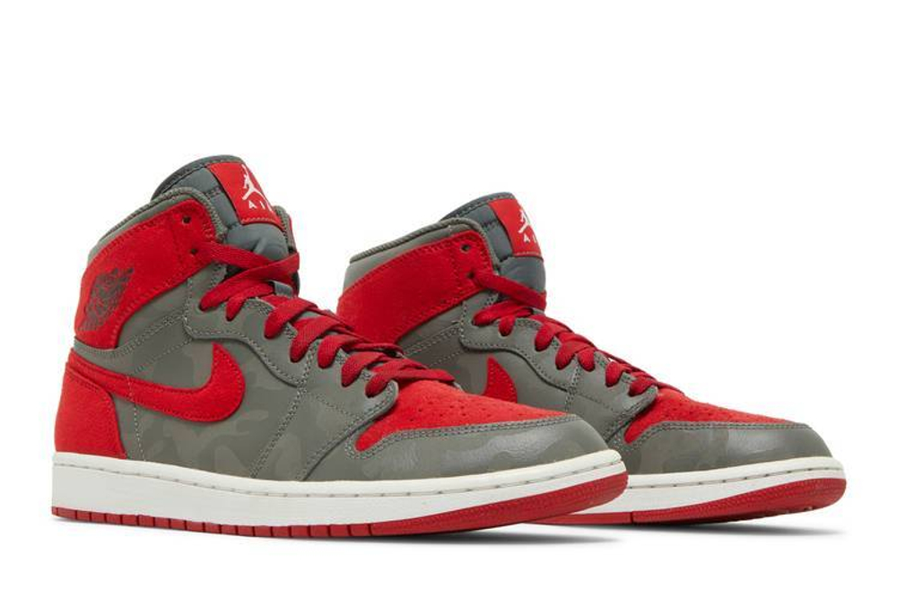 Кроссовки Jordan Air Jordan 1 Retro High Camo 3M Bred
