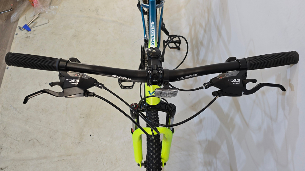 Велосипед Velomax 26" 24ск. (Ал.рама, L-Twoo A3, блок.вилки, Диск.торм, Пром.под.)V-1-26-2 зеленый