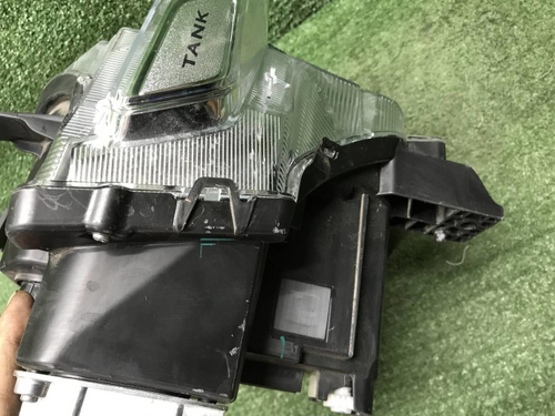 Фара правая Tank 300 (2021-н.в.) LED