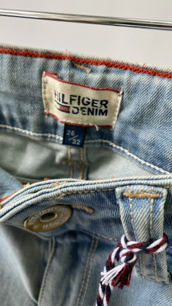 Джинсы Tommy Hilfiger