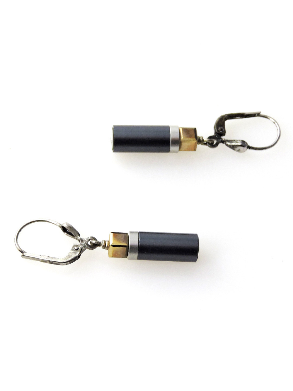 4663 Coeur de Lion серьги серый металлик с золотистыми кристаллами Сваровски.