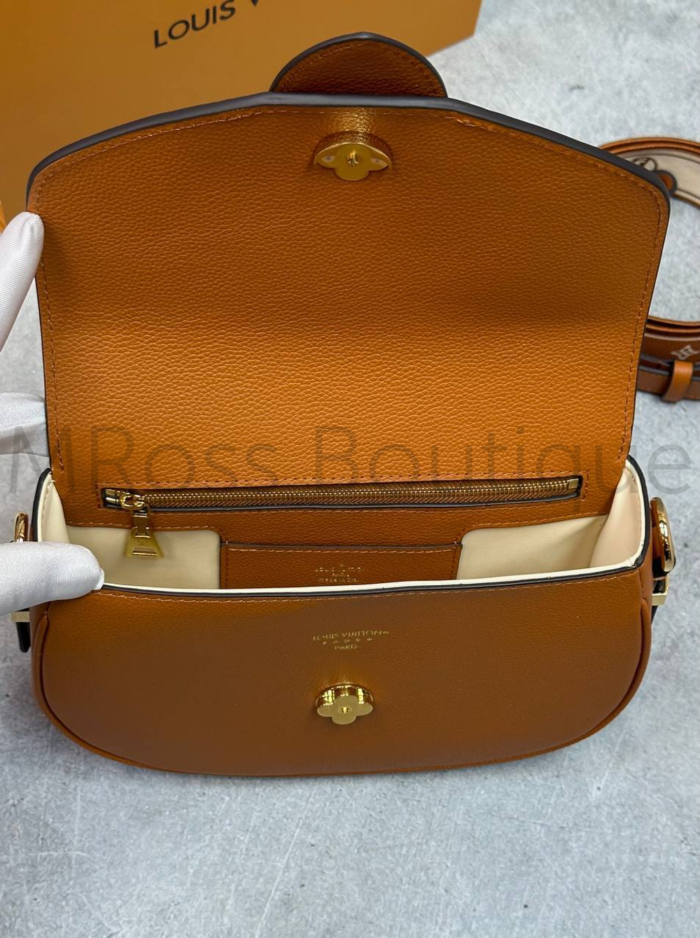 Коричневая сумка LV Pont 9 Soft PM Louis Vuitton премиум класса