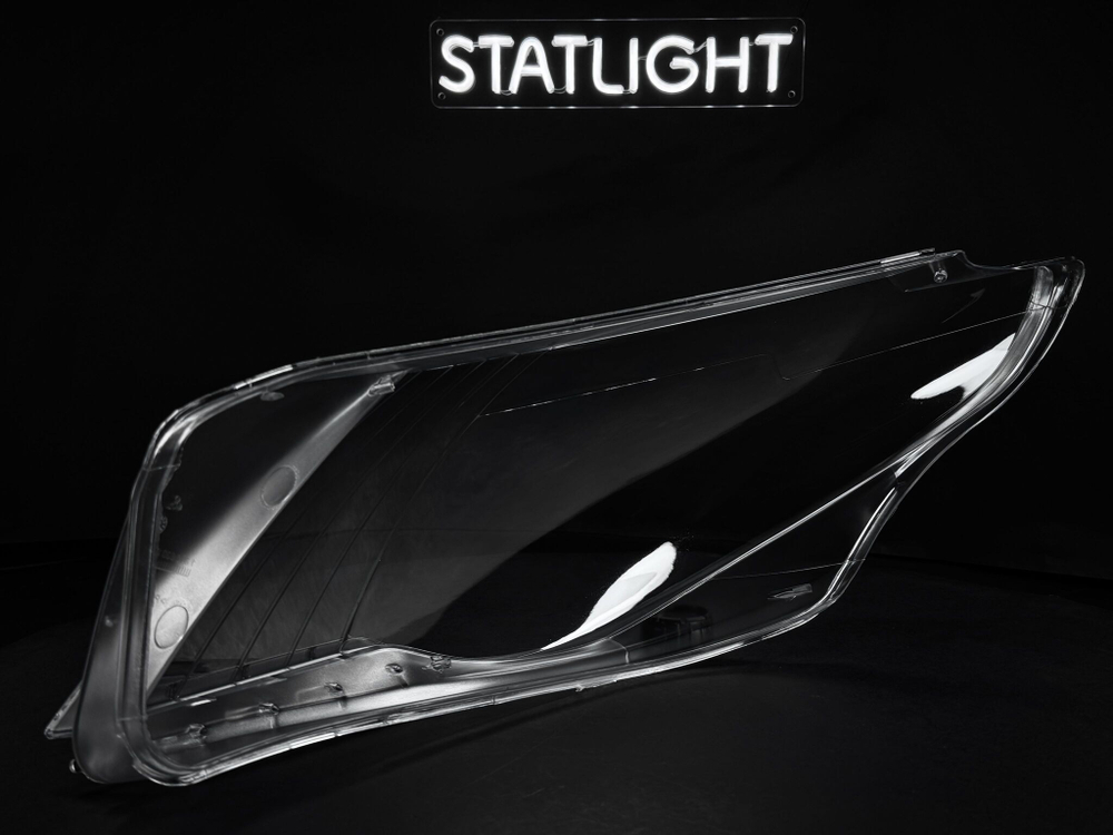 Правое стекло фары Volkswagen Passat СС 2008-2012 дорест