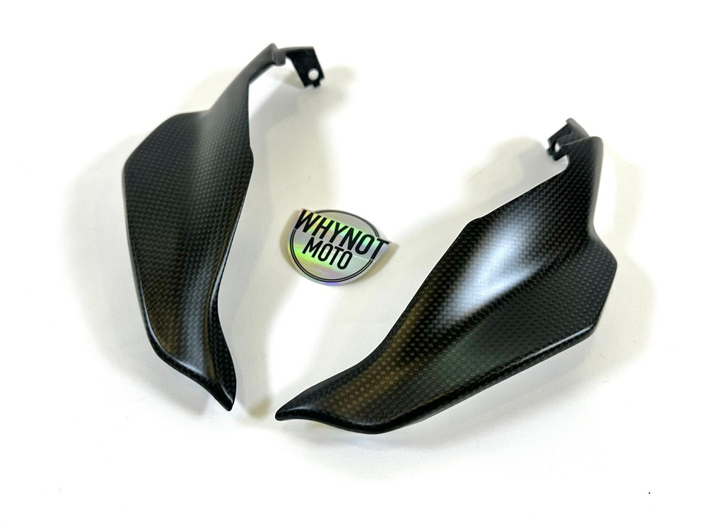 Fullsix Карбоновая накладка фары - нижняя Ducati Streetfighter V4 (2025+) MD-SF25-S52