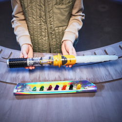 Hasbro STAR WARS - Электронный меч световой Power Crystal Lightsaber с кристаллами G0727