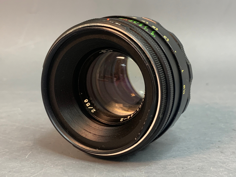 Гелиос 44-2 2/58mm помята резьба и внутри грибок