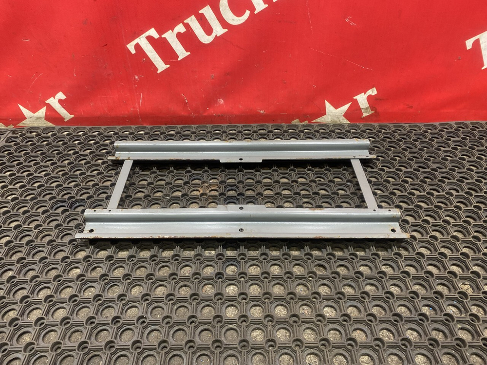 Планка прижимная АКБ 2022г