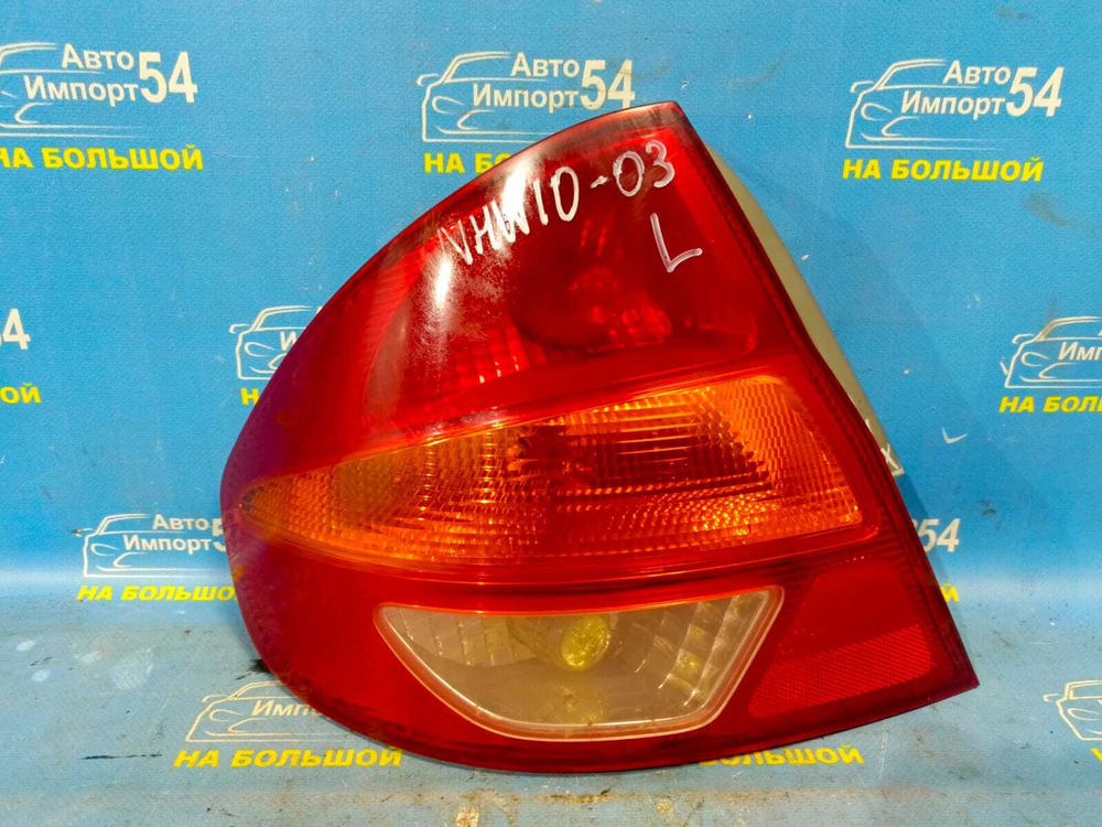 Стоп левый TOYOTA PRIUS 1999
