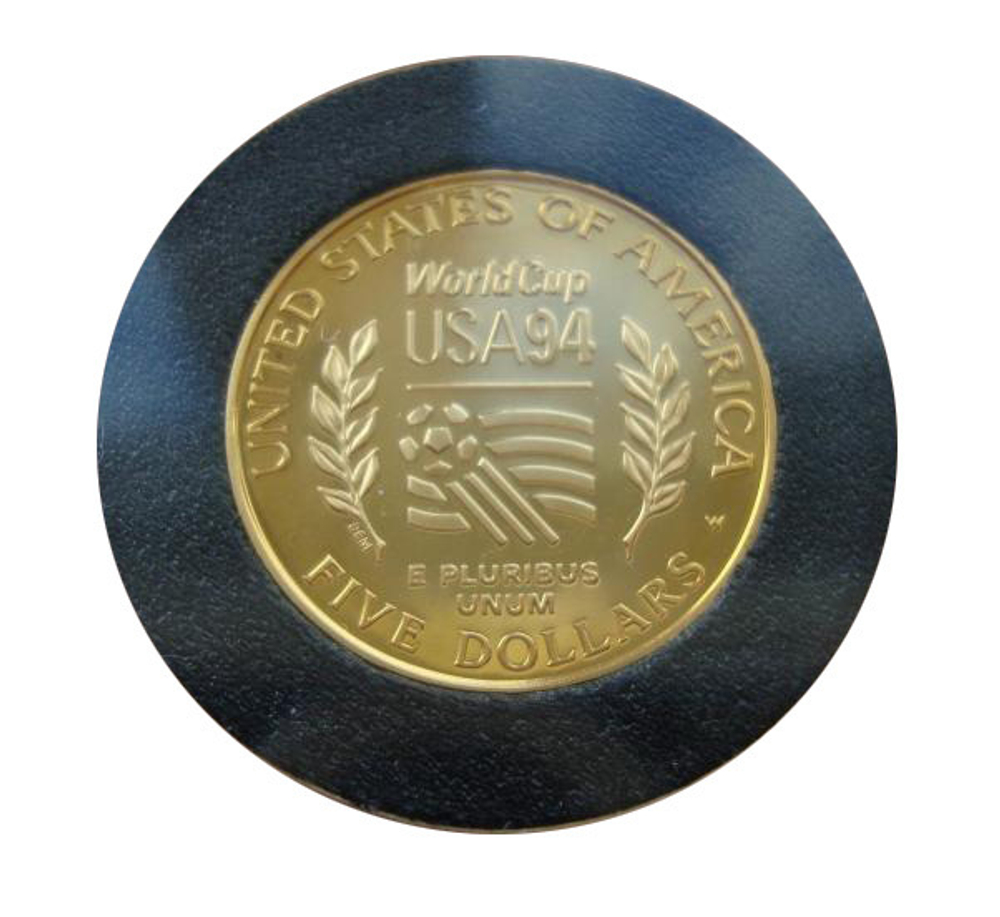 США 5 долларов 1994 Кубок Чемпионат мира по футболу США 1994 ЗОЛОТО 8,36 гр