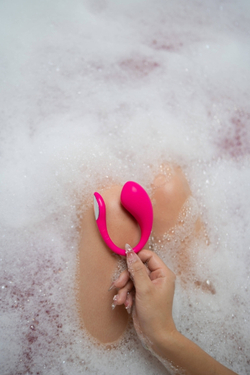 Виброяйцо LOVENSE Lush 4