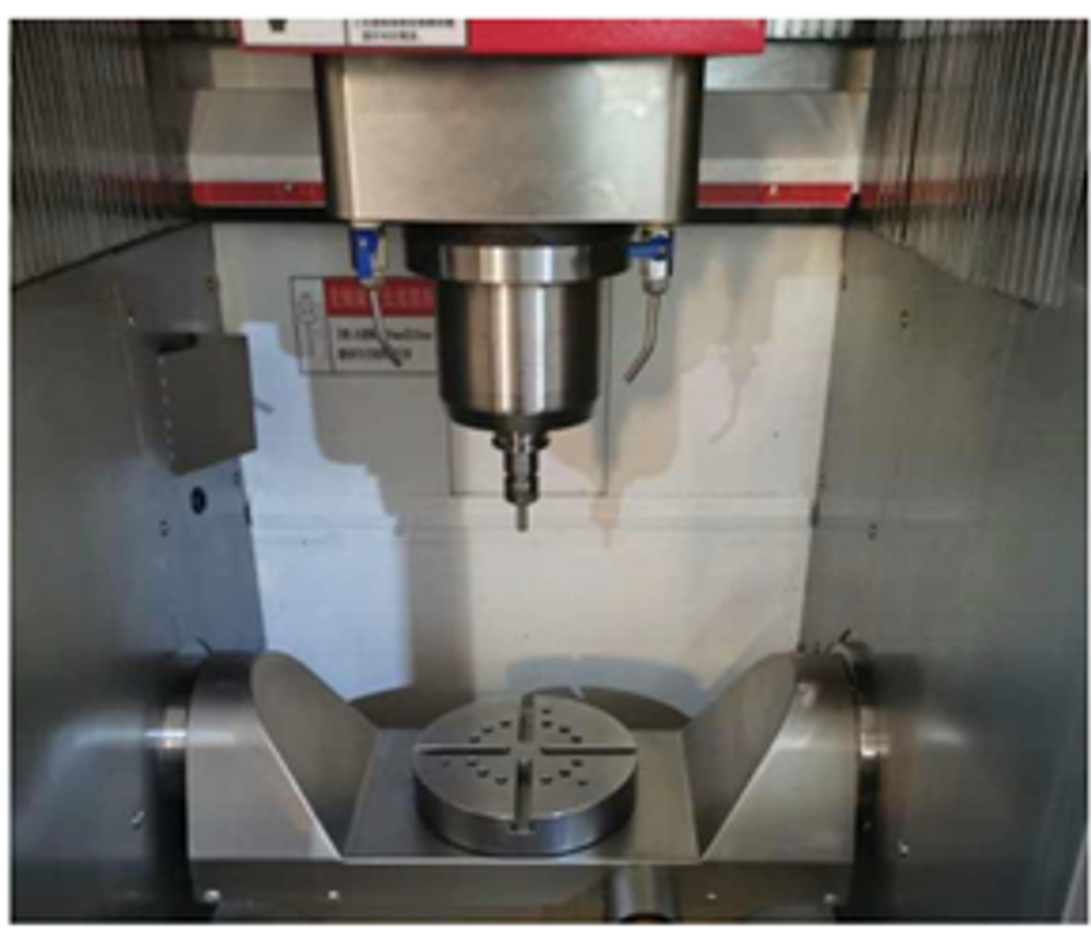 Пятиосевой фрезерный обрабатывающий центр «HIRUNG» DU200