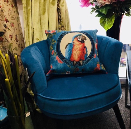 Подушка Попугай 45х45 см,  гобелен