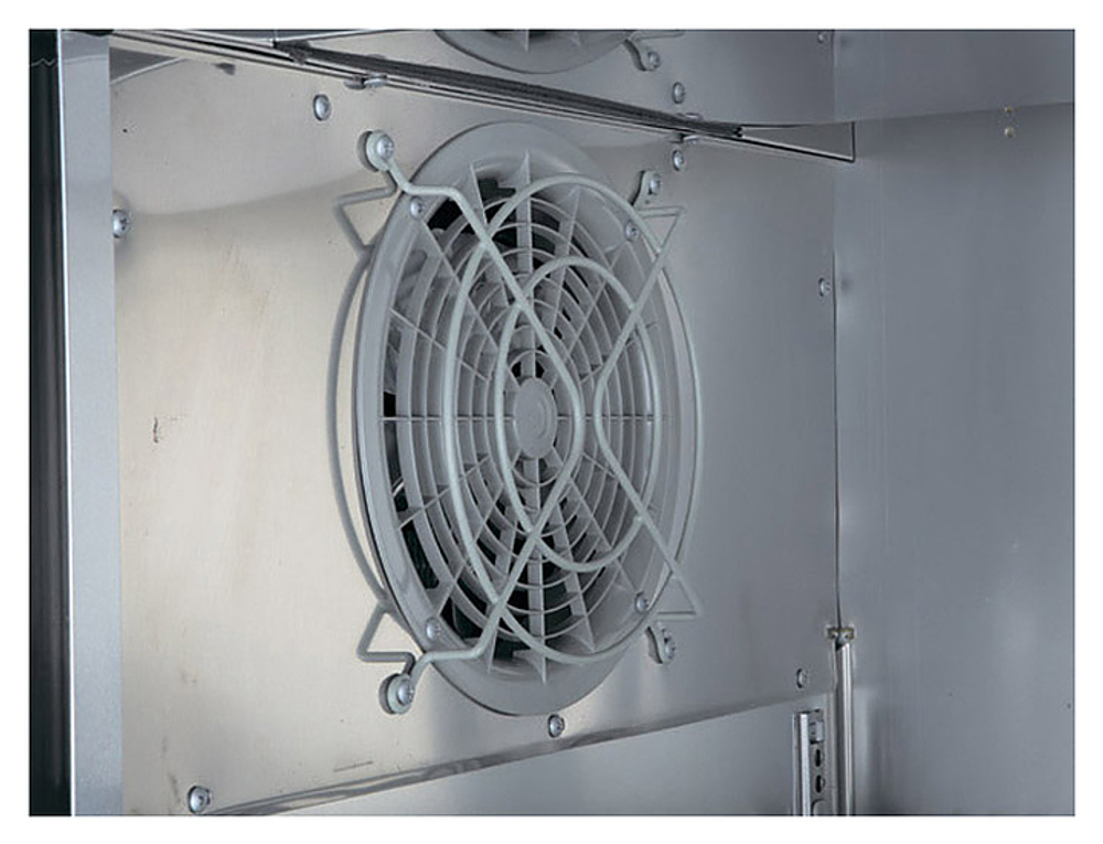 Стол холодильный Turbo air KUR18-3D-6 700 мм