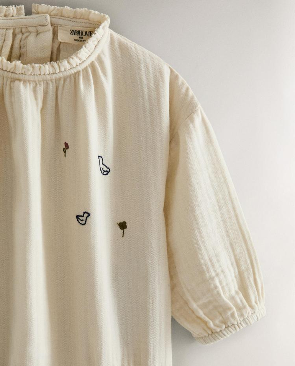 ZARA HOME ДЕТСКИЙ КОМБИНЕЗОН, КРЕМОВЫЙ