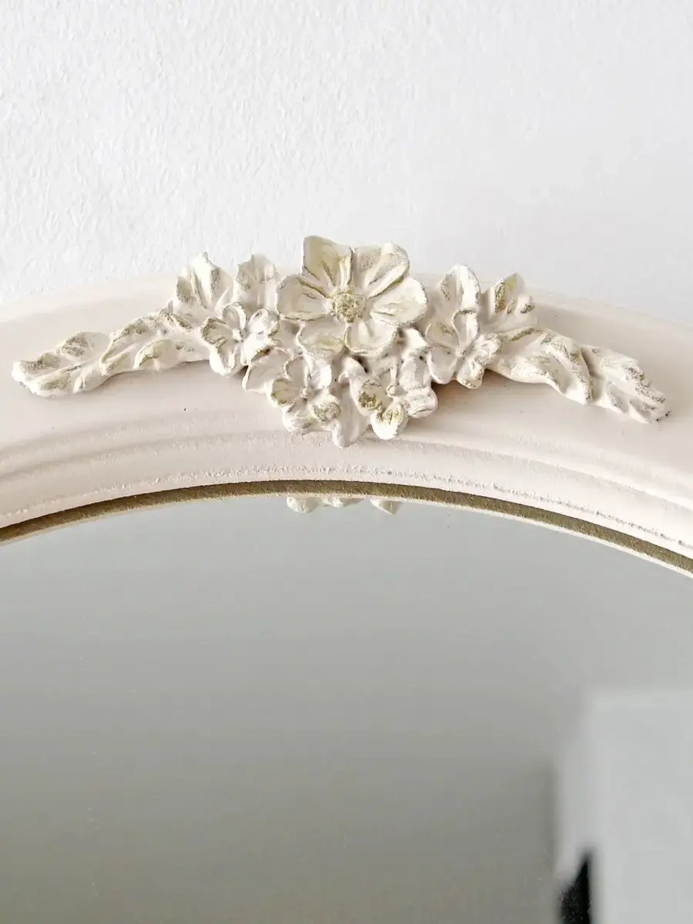 Зеркало настенное для прихожей 37 см