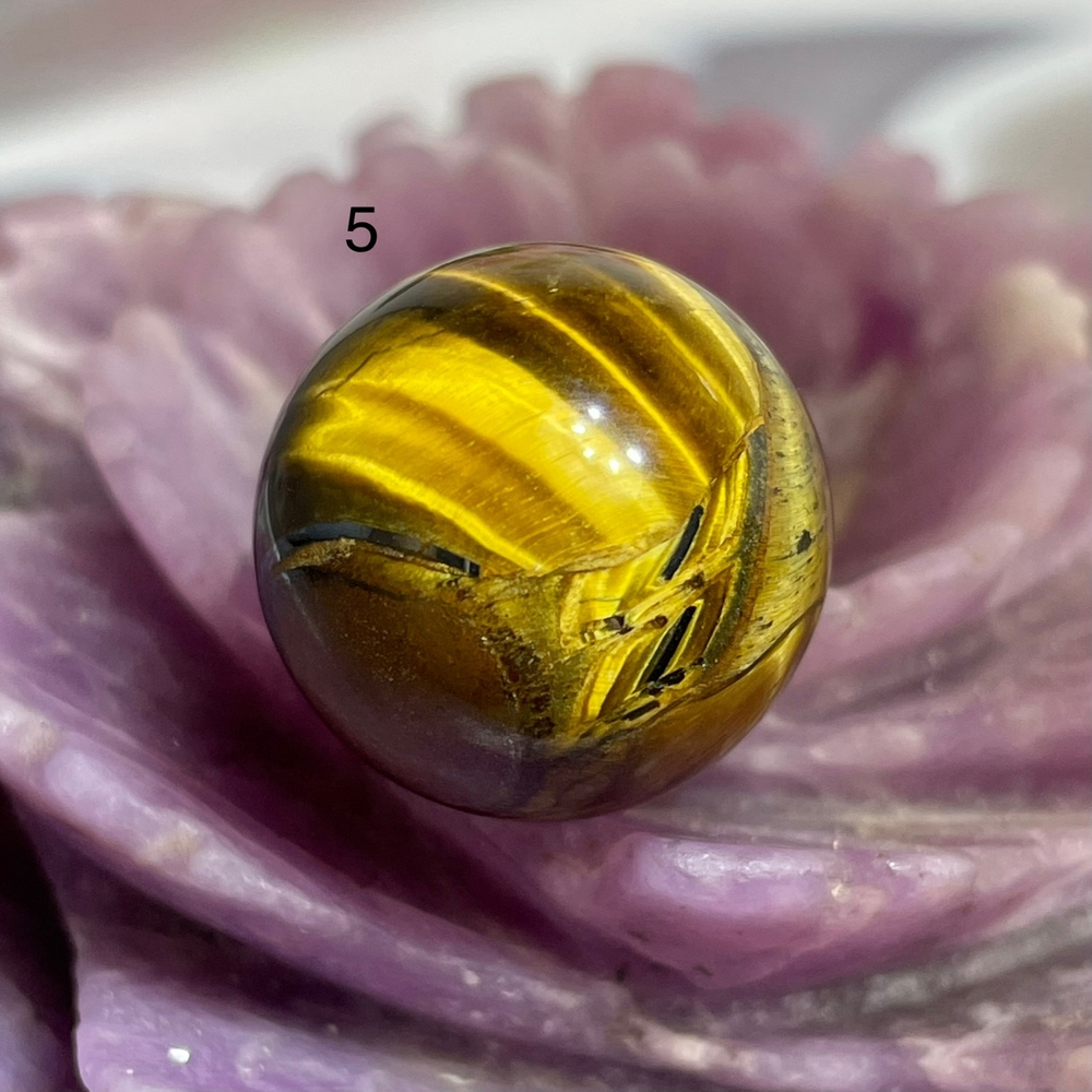 55107  Тигровый глаз 1 сорт Шар 20мм