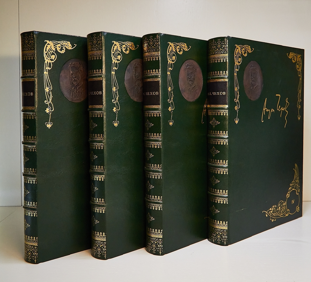 А.П. Чехов.  Рассказы и повести в 4-х томах. Подарочное большеформатное издание