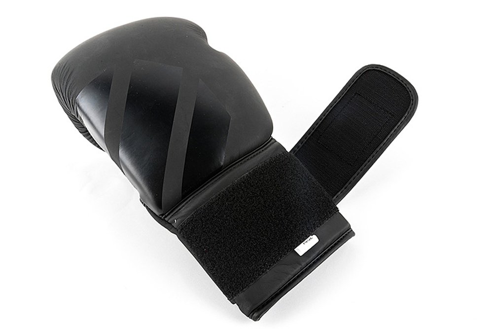 UFC Tonal Boxing Перчатки для бокса 12Oz - черные