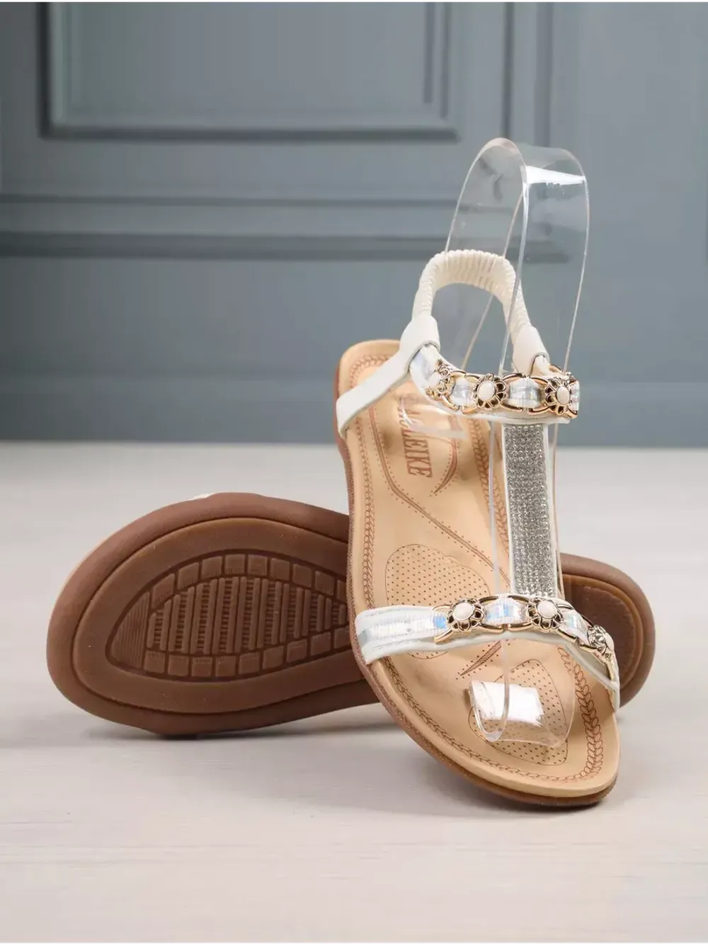 Сандалии летние