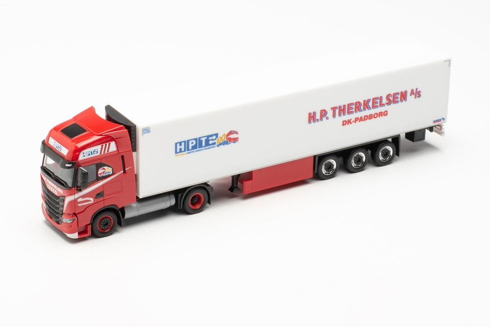 Грузовик IVeco S-Way LNG пп рефрижератор  «HP Therkelsen»