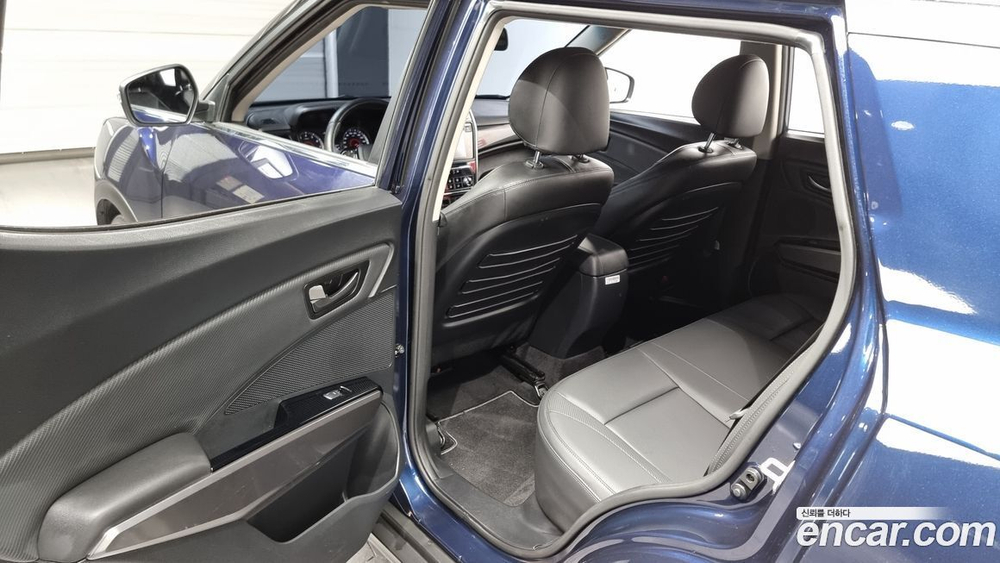 KG Mobility (Ssangyong) Very New Tivoli Бензин 1.5 2WD (07.2020)