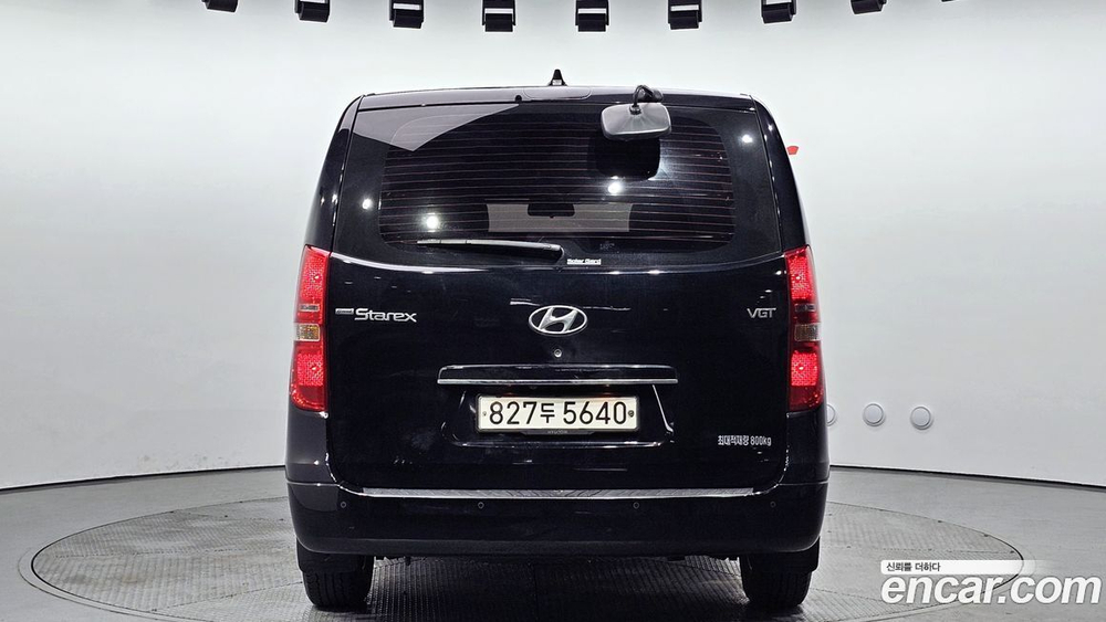 Hyundai The New Grand Starex Van 3-х местный (02.2021)