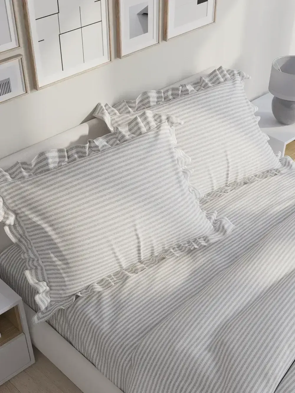 Декоративная наволочка с рюшами, оборками "Лутон" 50х70 см, 1 шт, без молнии