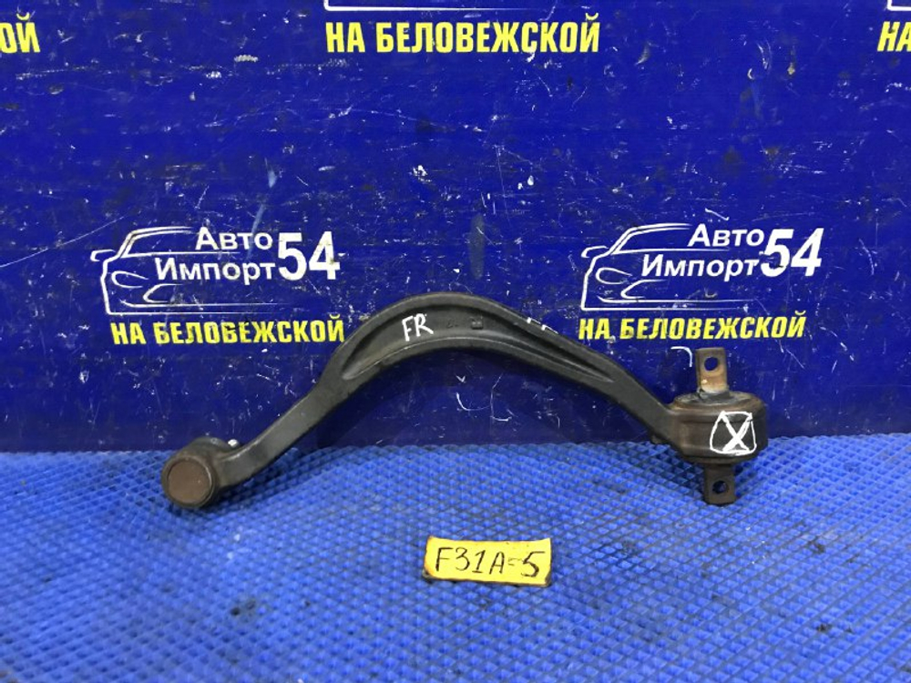 Рычаг передний правый MITSUBISHI DIAMANTE 2000