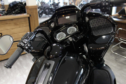 Мотоцикл Harley-Davidson Road Glide Limited 114 (BLACK) с НДС
