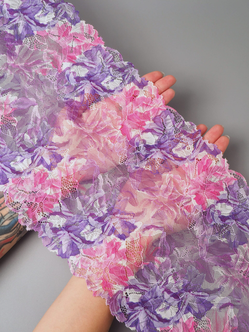 Эластичное кружево мультиколор ширина 23 см