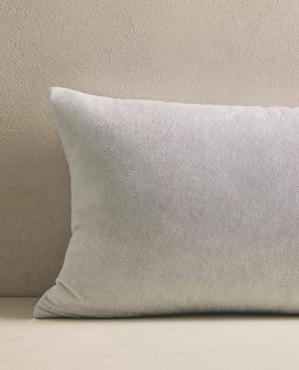 ZARA HOME ОДНОТОННАЯ ЛЬНЯНАЯ НАВОЛОЧКА, СВЕТЛО-БЕЖЕВЫЙ