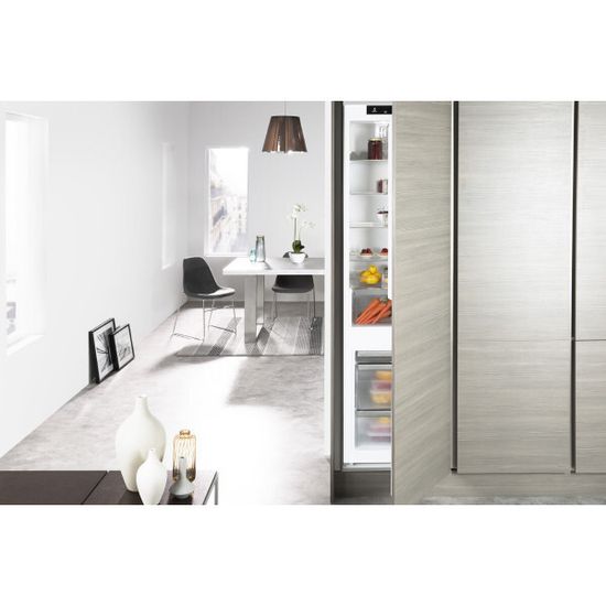 Встраиваемый холодильник Whirlpool ART 9810/A+