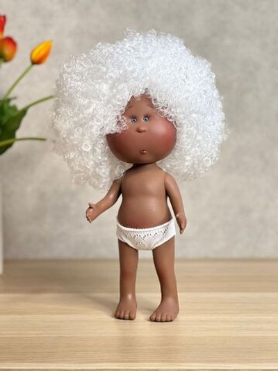 Кукла Nines виниловая 30см MIA без одежды (3000W30A2)