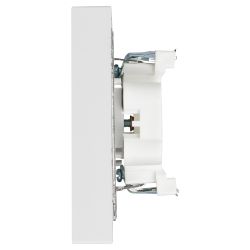 Розетка Intro Accent 6-205-01 2X2P+E Schuko, 16А-250В, IP20, СУ, AL/CU, белый | Intro