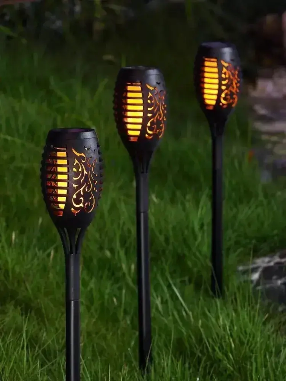 Светильник уличный на солнечной батарее "Факел"