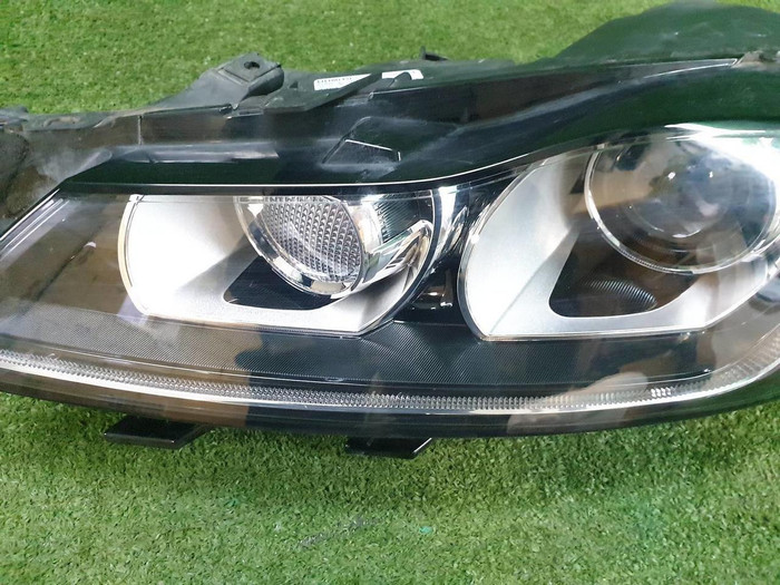 Фара левая Jaguar F-PACE (2016-2020) ксенон