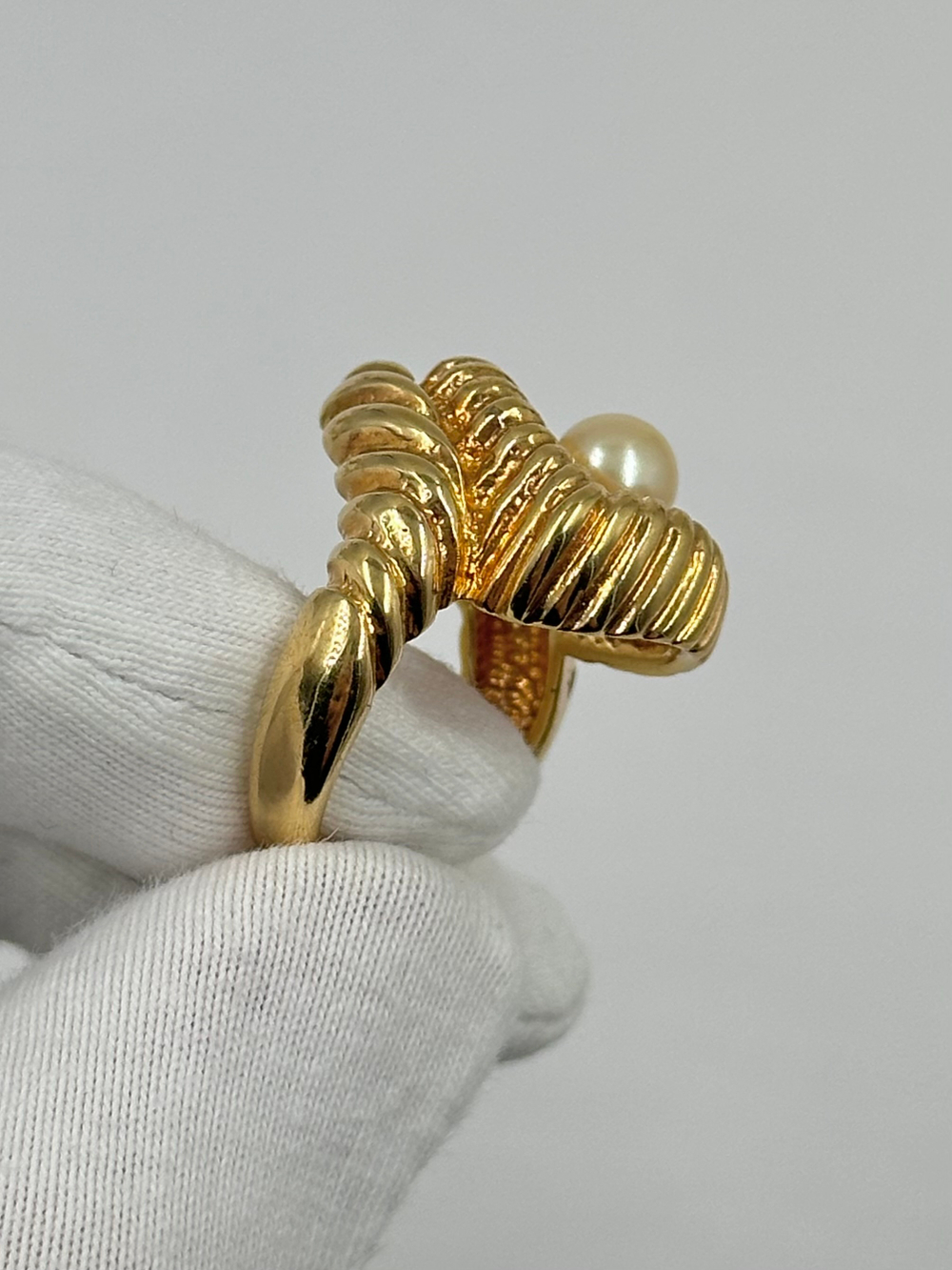 Кольцо с «жемчугом»