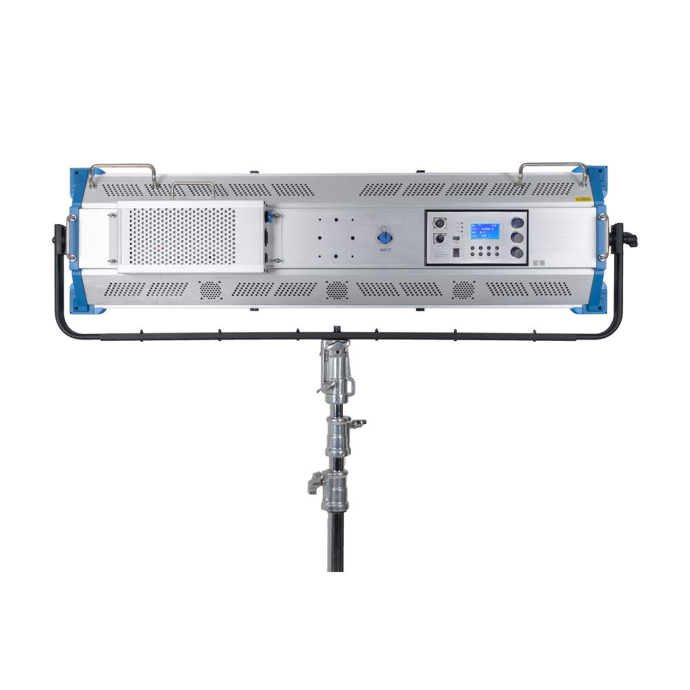 Осветитель светодиодный GreenBean DayLight PRO 600RGB