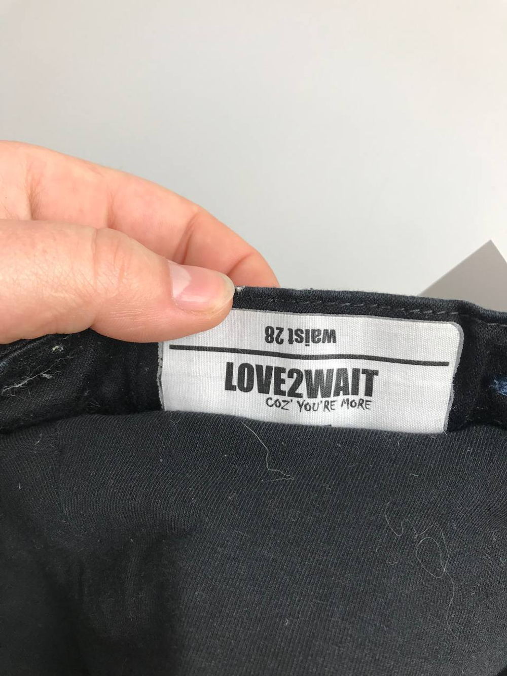 Джинсы Love2wait темные 40 размер