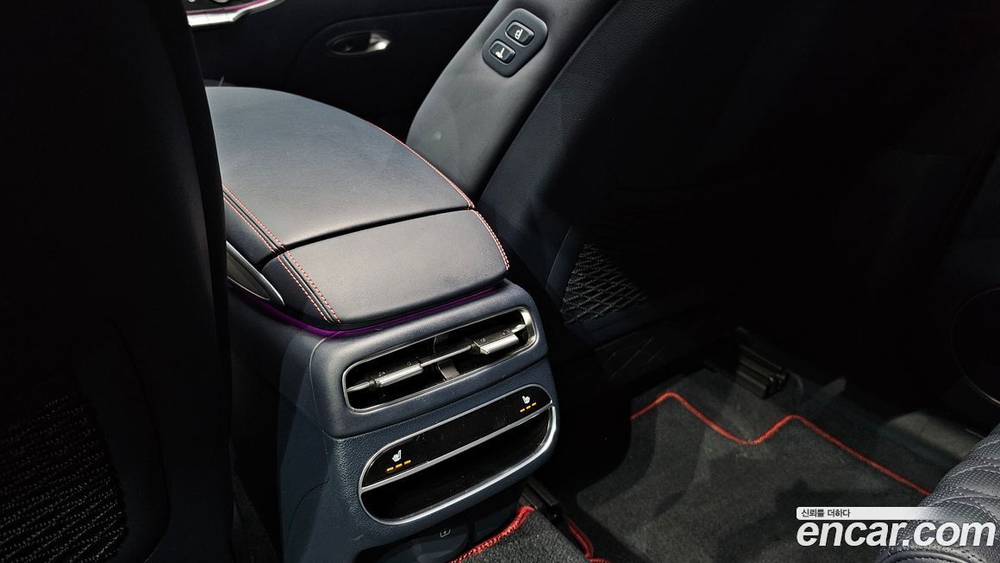 Genesis GV70 2.5T Бензин AWD (03.2021)
