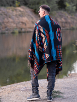 Палантин теплый с орнаментом Навахо