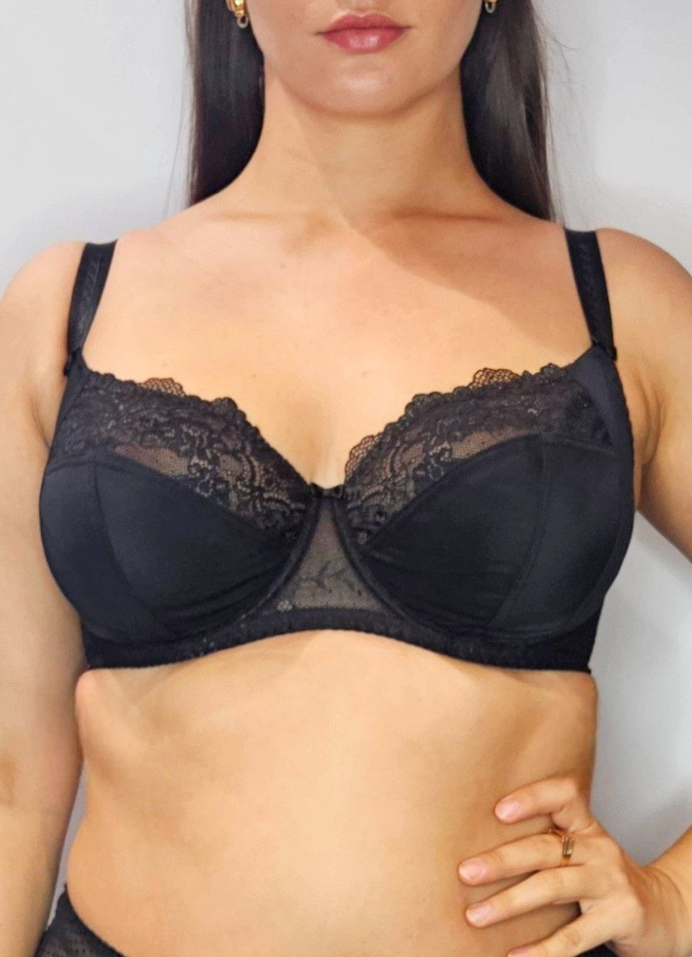 Бюстгальтер на косточках с мягкими чашками plus size и кружевом (Размер: 75K) (Цвет: телесный)